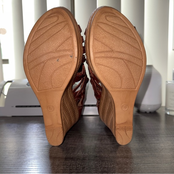 Raramuri Woven Brown Wedge Sandal (5)*Read Description* - Picture 9 of 15